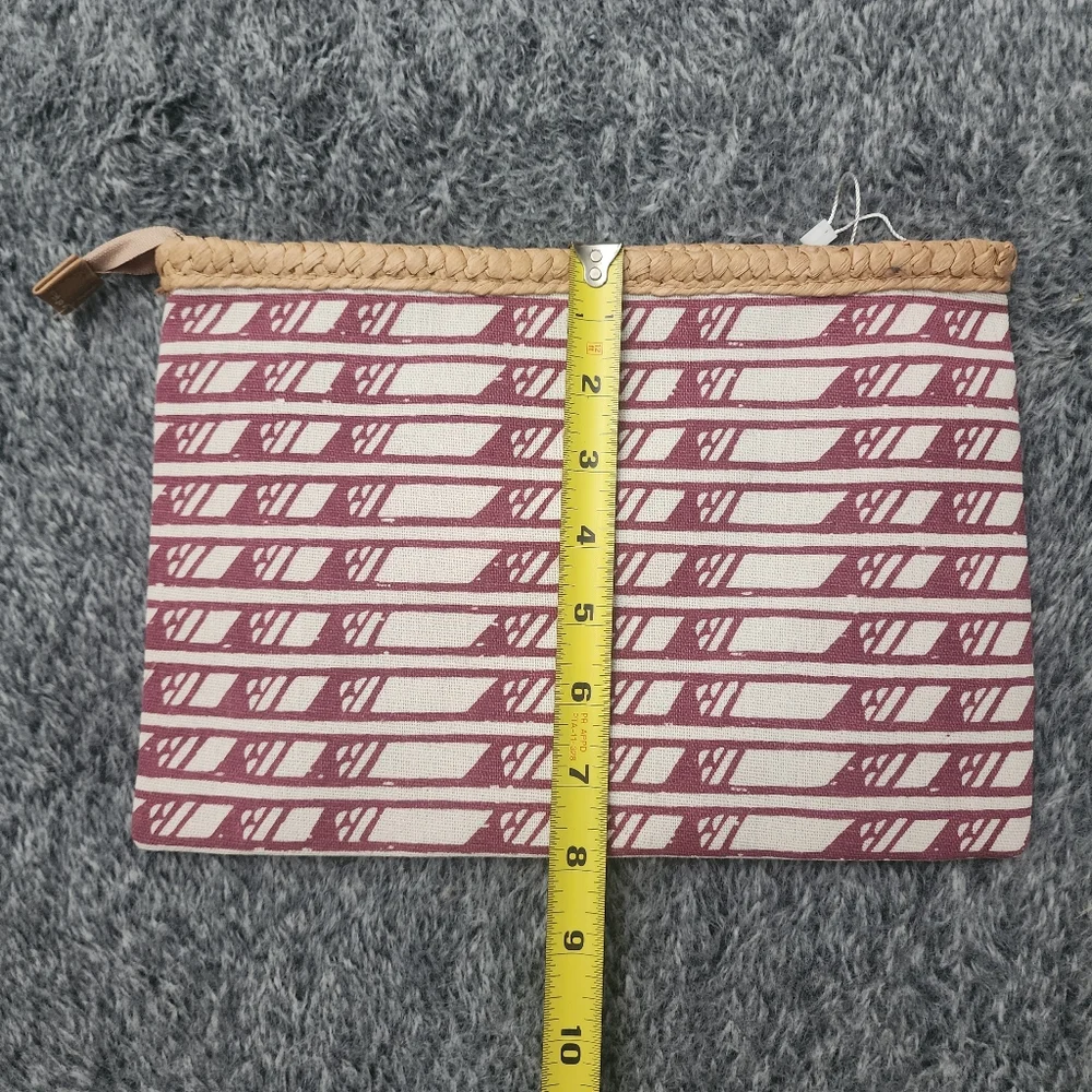 Manaola Heolu stamped clutch zippered pouch